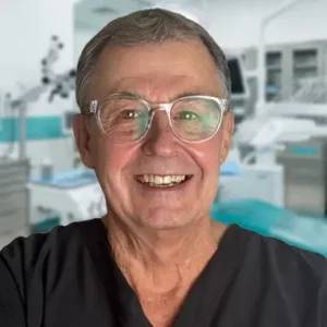 Dr. Clemente Chicurel Benozillo