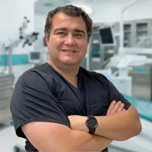 Dr. Jaime Román Oyarzún