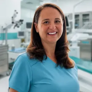 Dra. Paula Marín Ortúzar